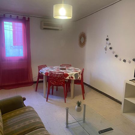 Maison De Ville Proche Mer, En Camargue Sur Le Chemin De Saint Jacques De Compostelle, Clim Reversible Vauvert Ngoại thất bức ảnh