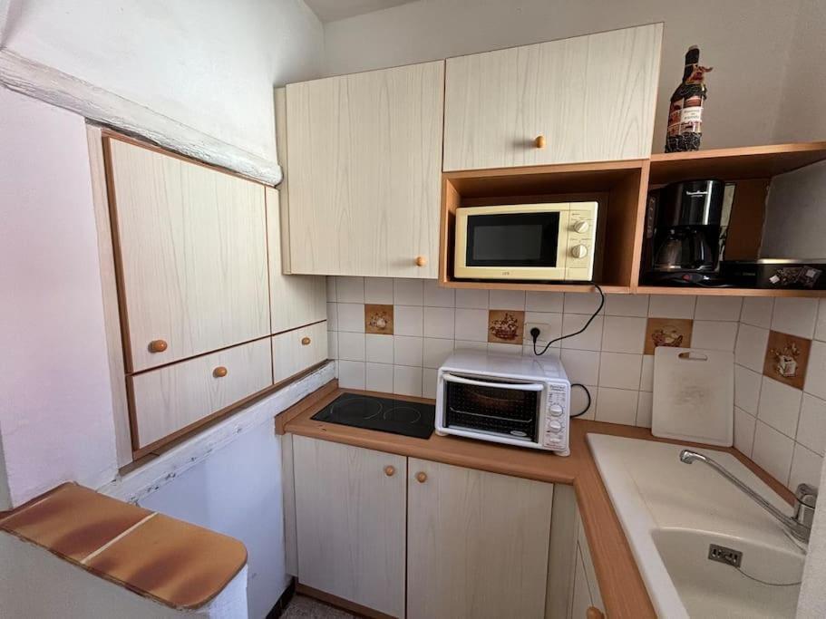 Maison De Ville Proche Mer, En Camargue Sur Le Chemin De Saint Jacques De Compostelle, Clim Reversible Vauvert Ngoại thất bức ảnh