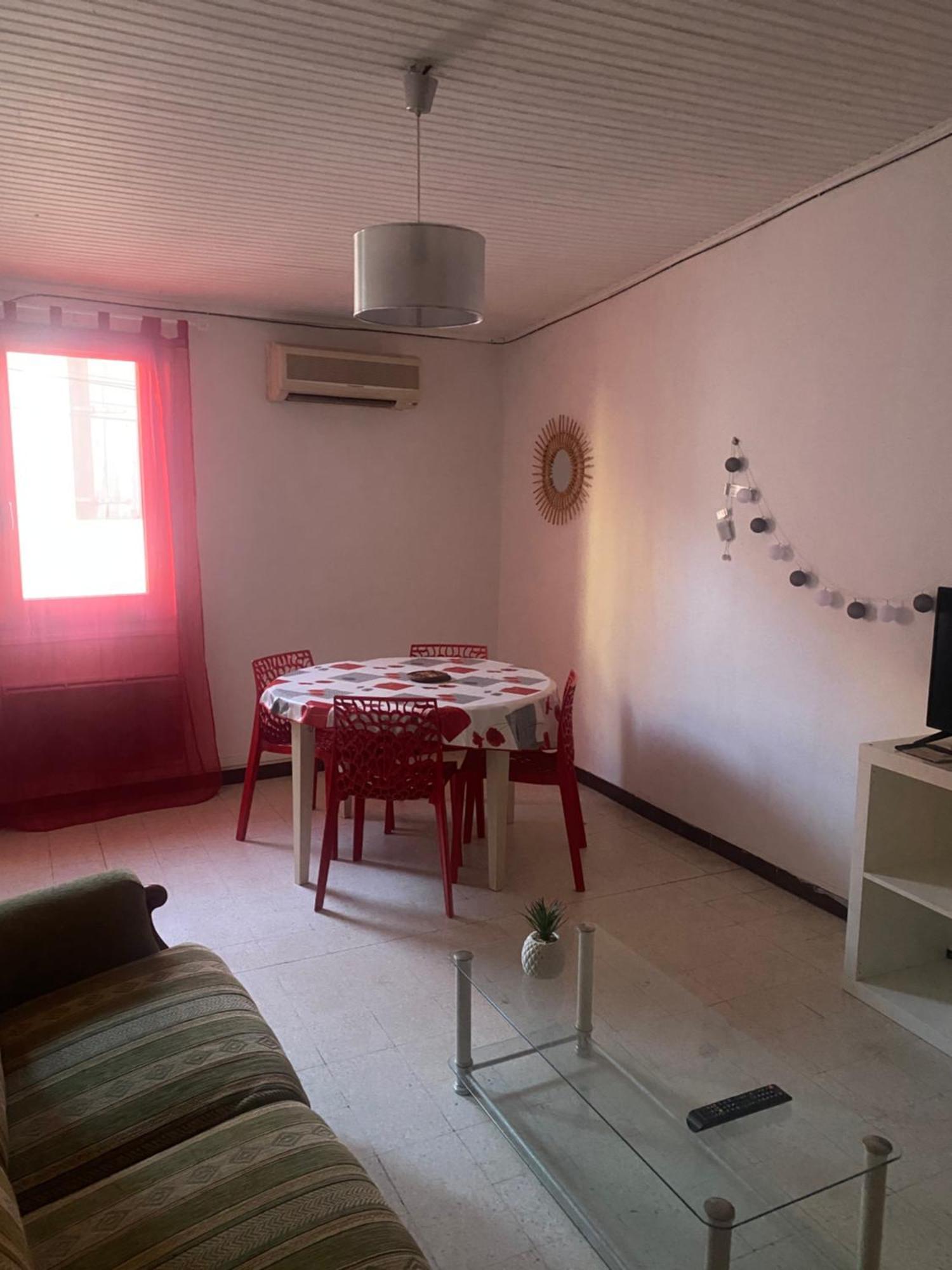 Maison De Ville Proche Mer, En Camargue Sur Le Chemin De Saint Jacques De Compostelle, Clim Reversible Vauvert Ngoại thất bức ảnh