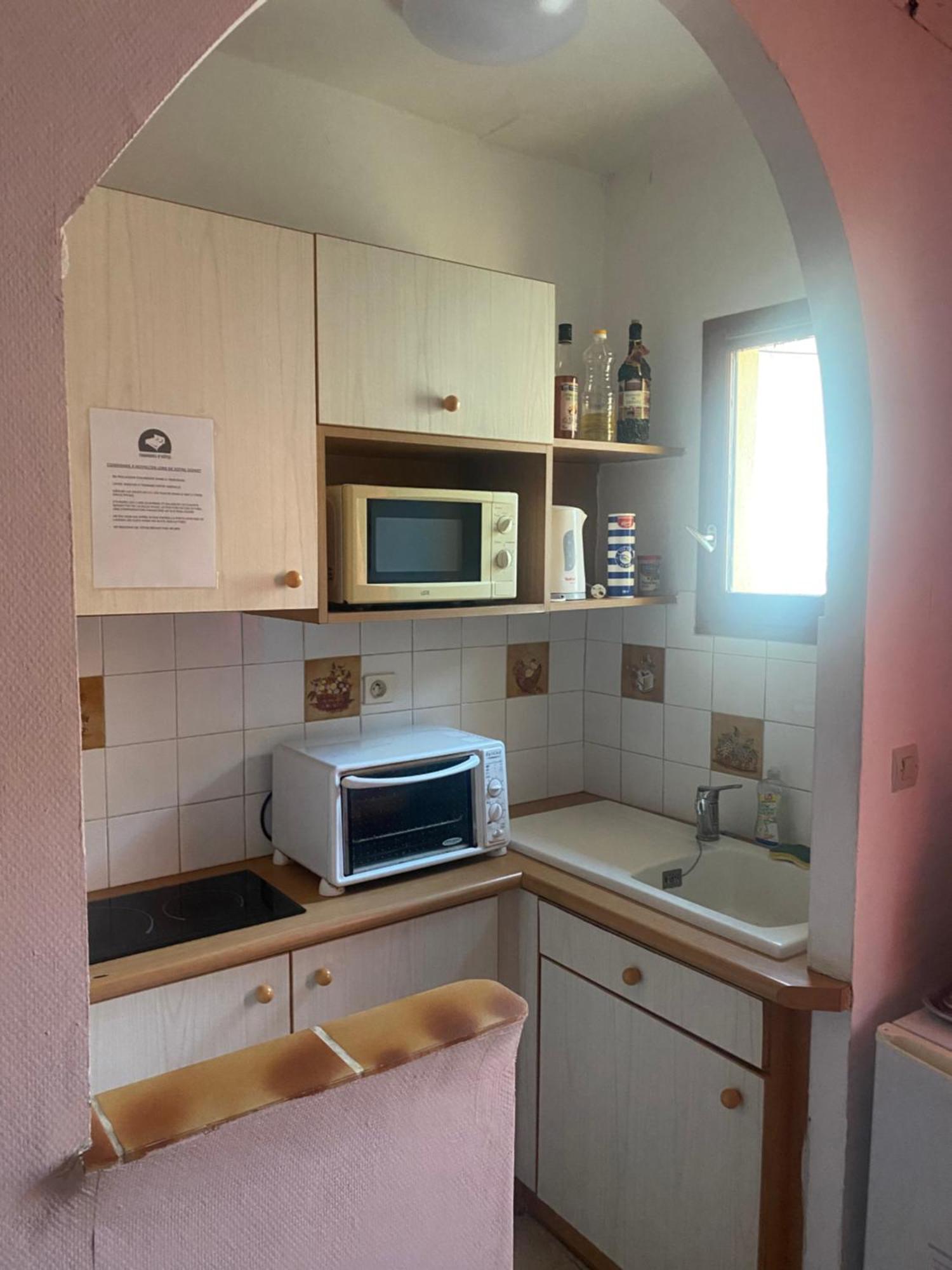 Maison De Ville Proche Mer, En Camargue Sur Le Chemin De Saint Jacques De Compostelle, Clim Reversible Vauvert Ngoại thất bức ảnh